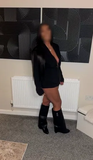 Aleyna, 33