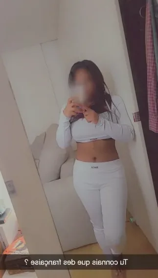 Antonia, 25