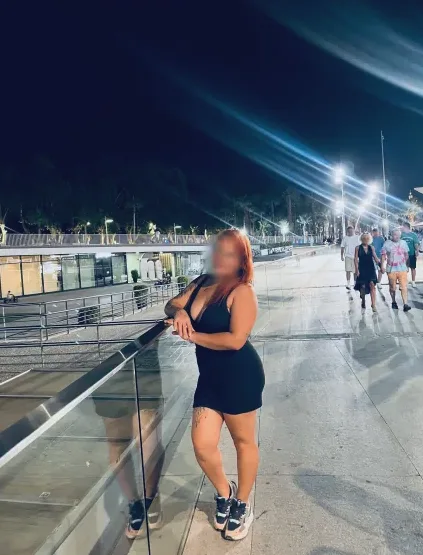 Charlotte, 40