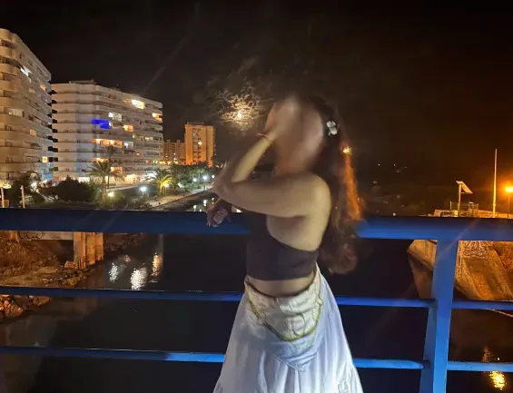 Fatma, 18