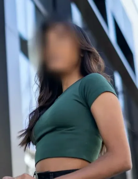 Jasmin, 36