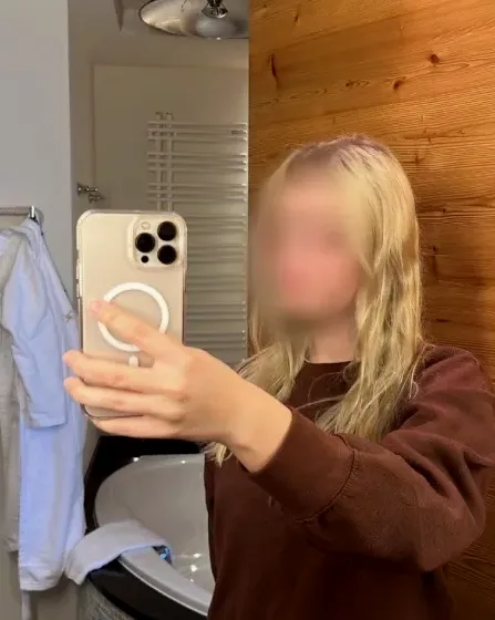 Josephine, 20