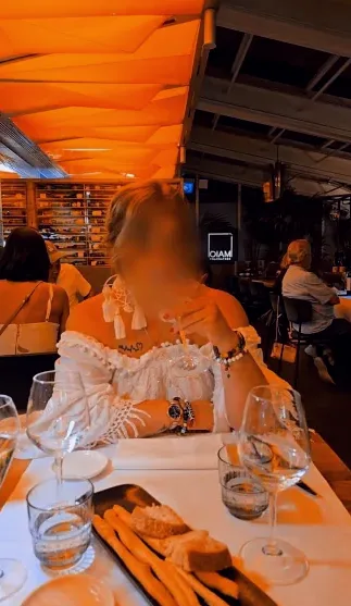 Larissa, 39