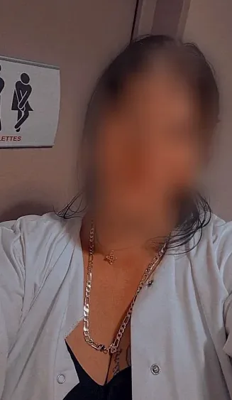 Nele, 33