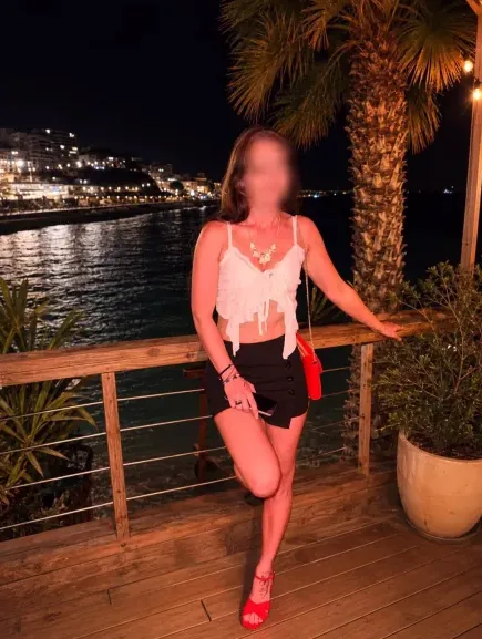 Sophia, 34