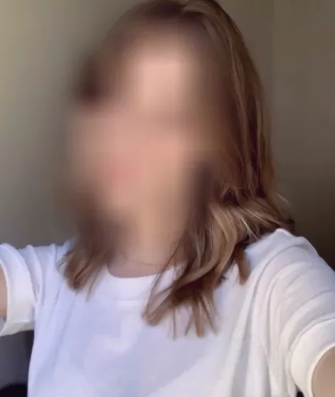 Tanja, 28